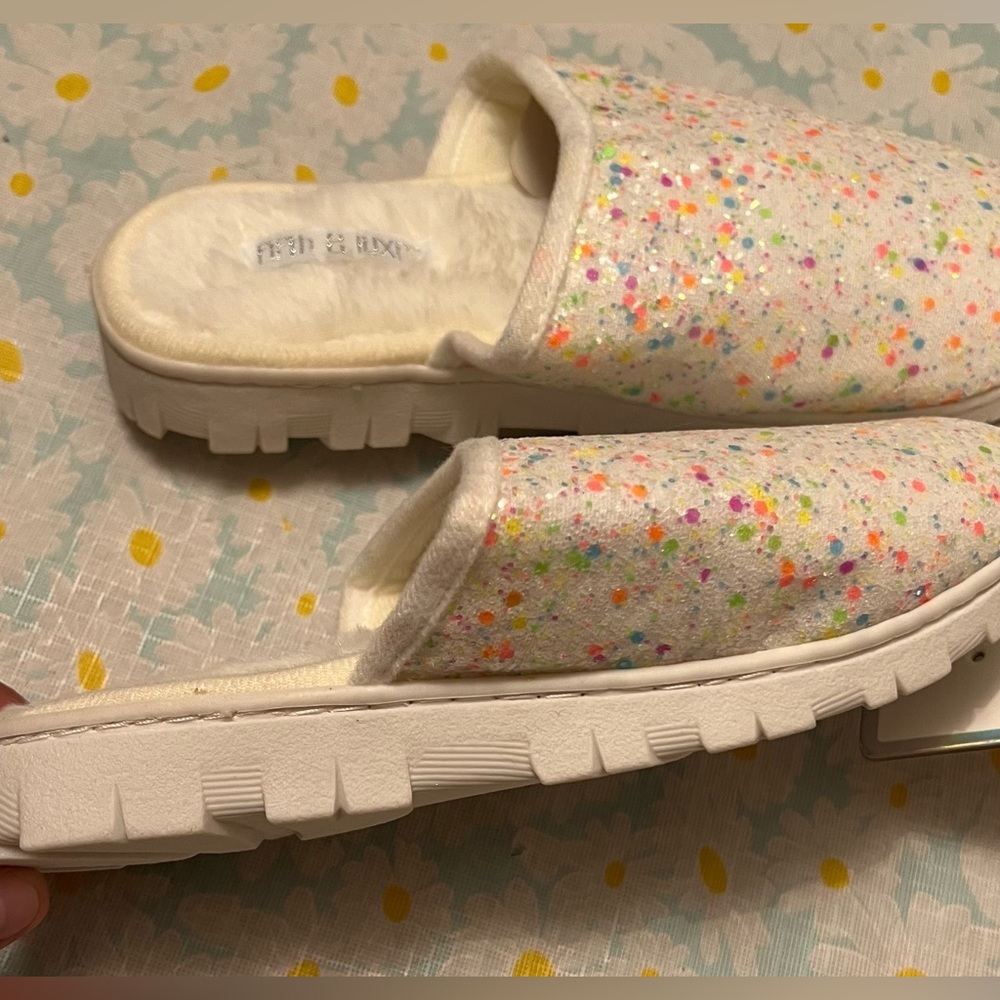 Memory Foam Slippers, Size:6/7 - Picture 6 of 6